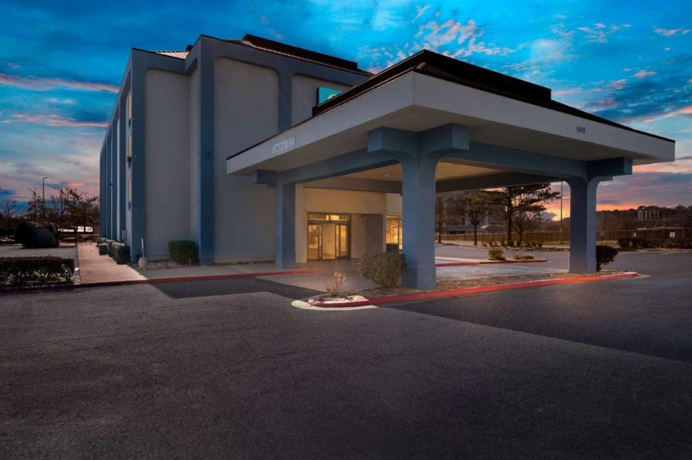 Quality Inn & Suites North Little Rock Image 13