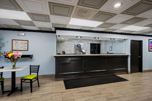 Quality Inn & Suites North Little Rock image 7