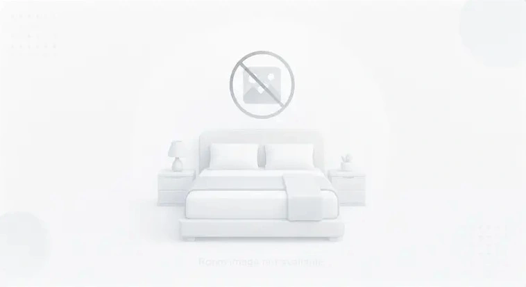 Queen Room - Accessible/Non Smoking